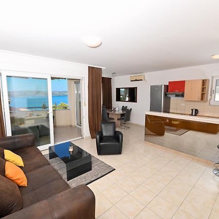 Sunny Place With Sea View Трогир Экстерьер фото